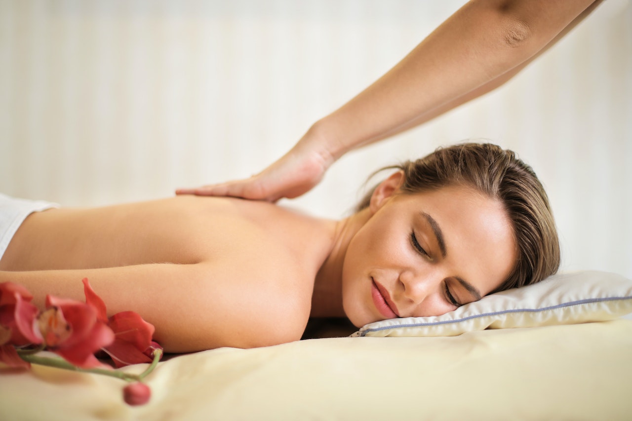 olive oil massage benefits