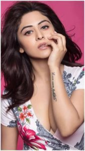Falak Naaz